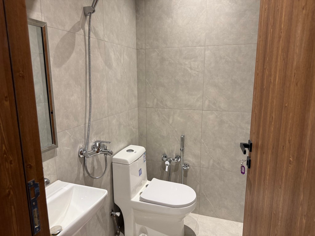 دور للبيع في حي الخير