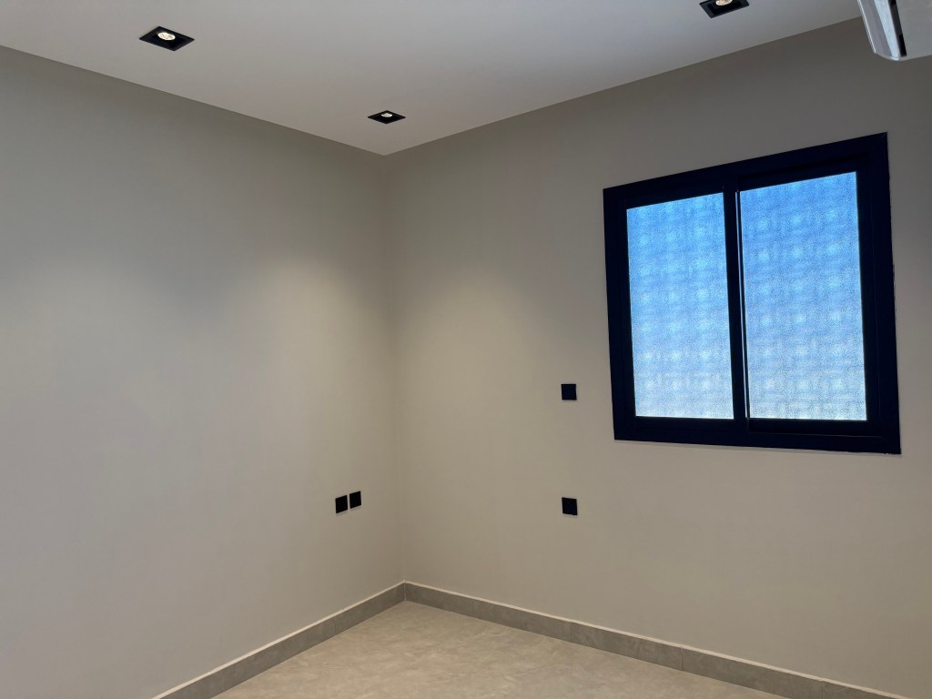 دور للبيع في حي الخير