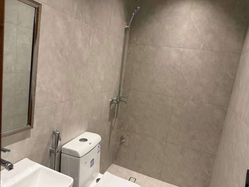 دور للبيع في حي الخير